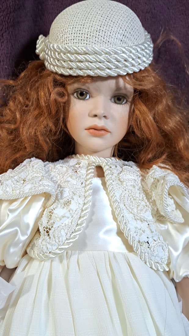 Sofia + Henry Zawierusynski Greta Porcelain 9/35 Signed 1997 (1 of 7)