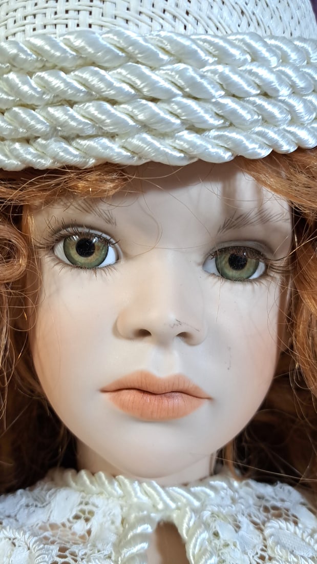 Sofia + Henry Zawierusynski Greta Porcelain 9/35 Signed 1997 - 2