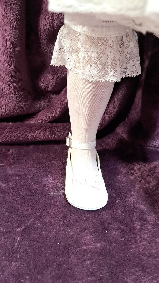 Peggy Dey Porcelain 4/10 Limited Edition Doll - 8