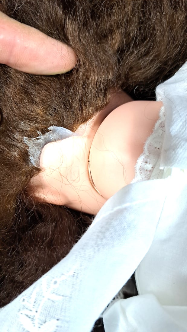 Karen Aldereon Violet Porcelain Doll With White Lace Dress And Brown Hair - 10