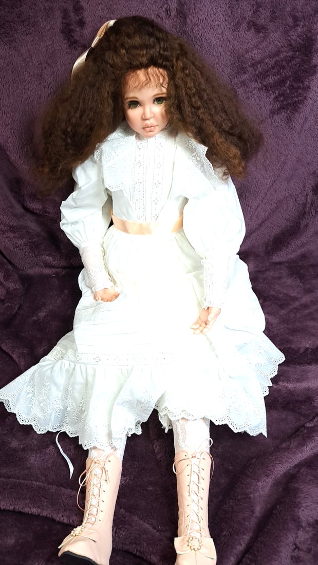 Karen Aldereon Violet Porcelain Doll With White Lace Dress And Brown Hair: Please read descriptions and examine pictures carefully. Take into account shipping when bidding. 36x10x10 5lbs Height: 10 Width: 10 Low Estimate: 20.00 High Estimate: 150.00