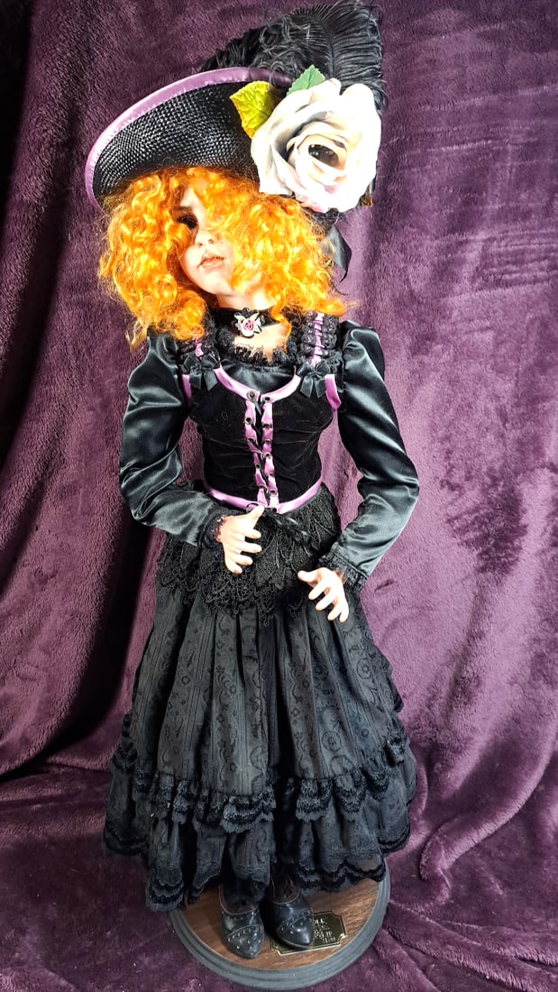 Jan Mclean Marigold "saucy And Sinful" Art Original Doll Limited Edition 38/100: Please read descriptions and examine pictures carefully. Take into account shipping when bidding. Some sun fading on back of dress 36x10x10 5lbs Height: 10 Width: 10 Low Estimate: 80.00 High