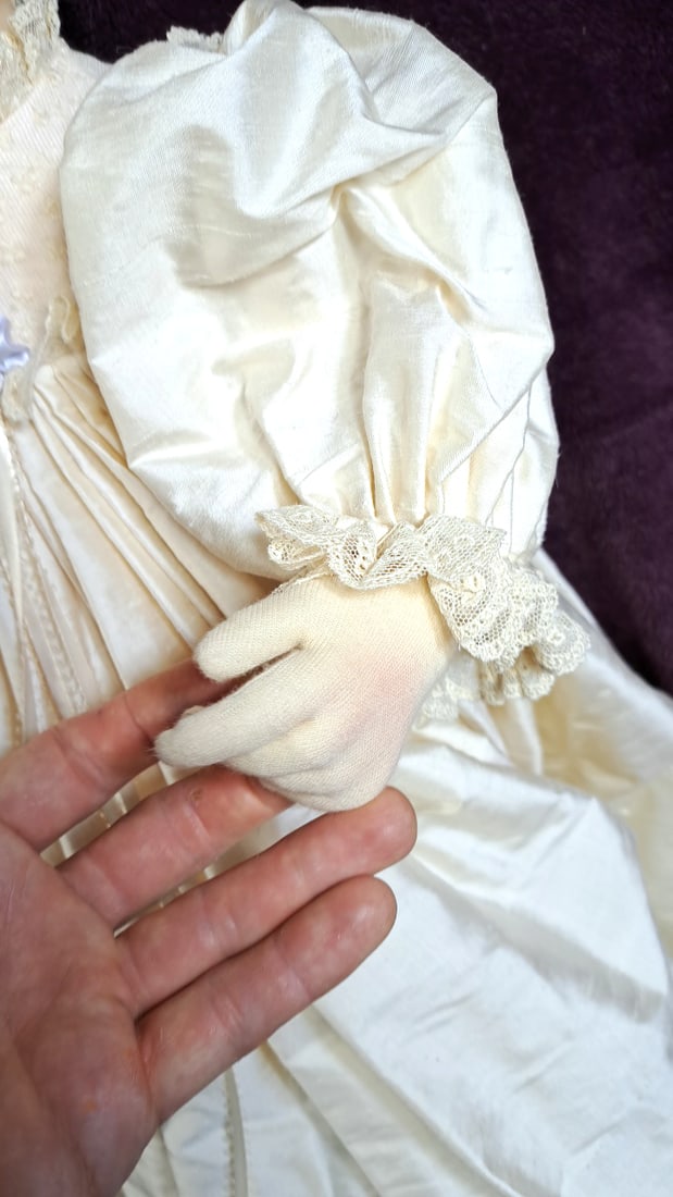 Linda Murray Original Cloth Doll Spice Artist Proof Cream Lace Bonnet Dress - 4