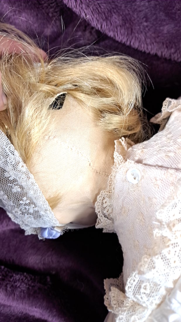 Linda Murray Original Cloth Doll Spice Artist Proof Cream Lace Bonnet Dress - 9
