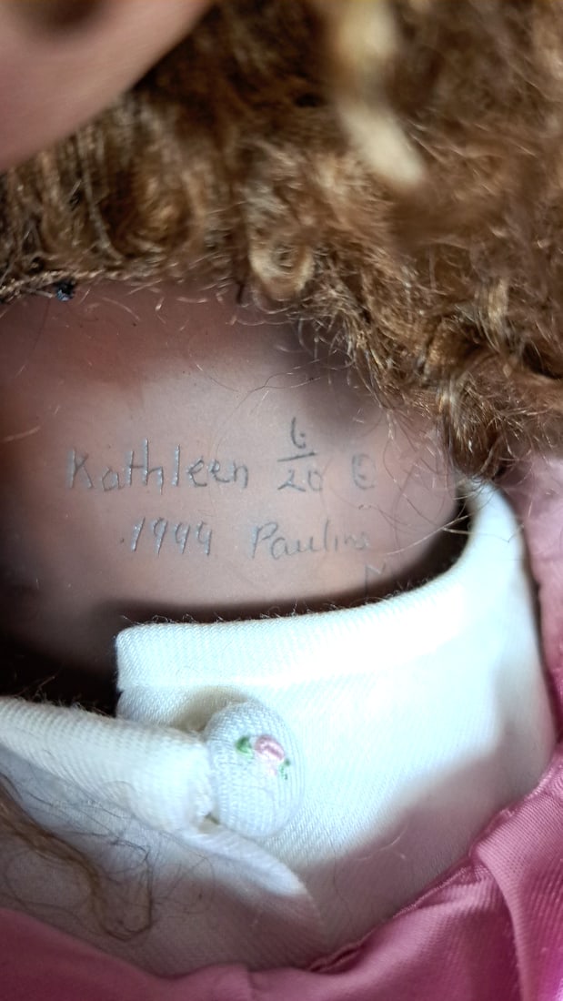 Pauline Kathleen 1994 Artist Doll 620, Porcelain Curly Hair, Pink Coat And Shoes - 2