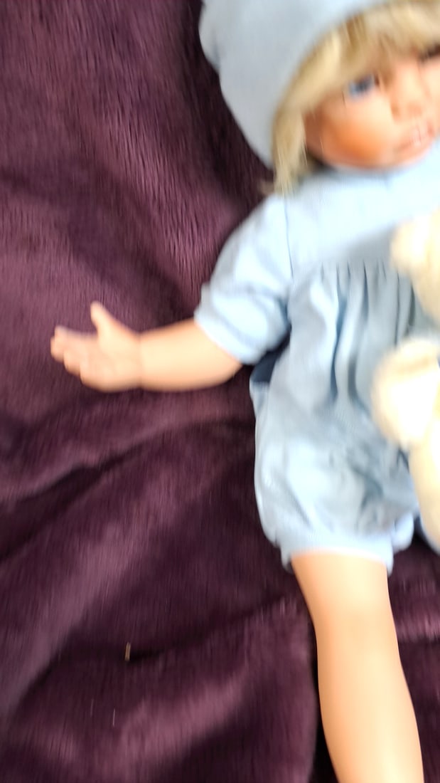 Anja Redemann B98 31/25 Baby Doll In Blue Outfit With Teddy Bear - 4
