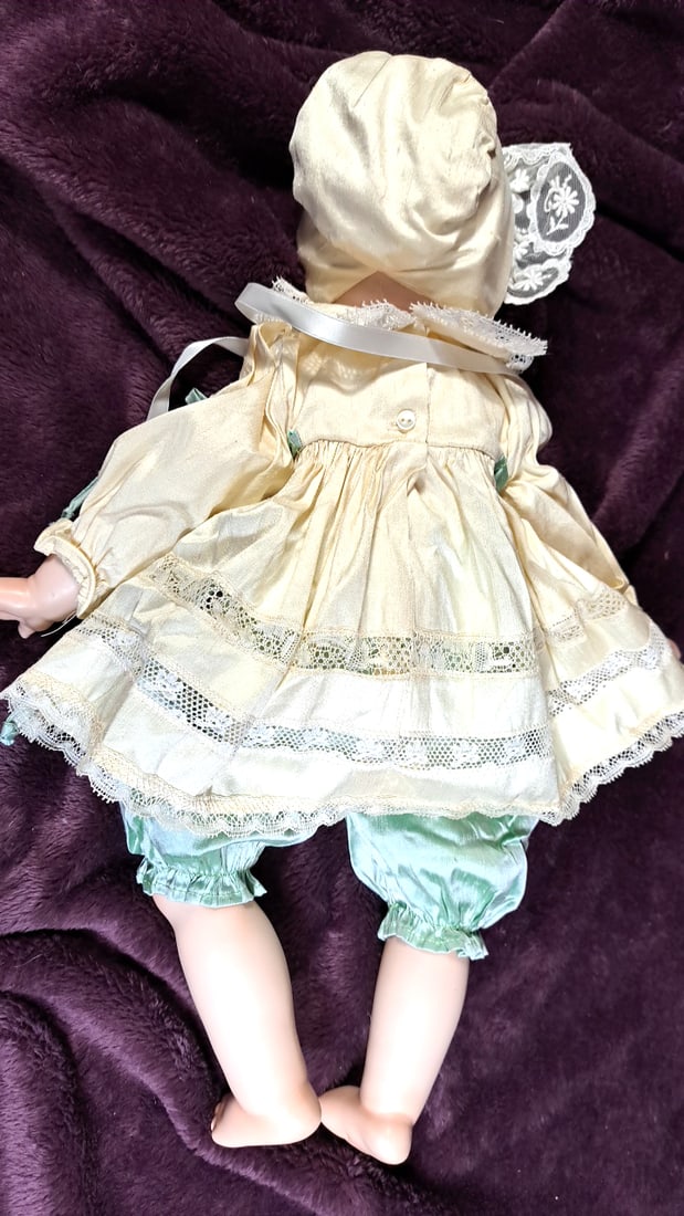 Wax Over Porcelain Baby Pearl Europa Porcelain Baby Doll 825 Usa Lace Bonnet Dress - 8