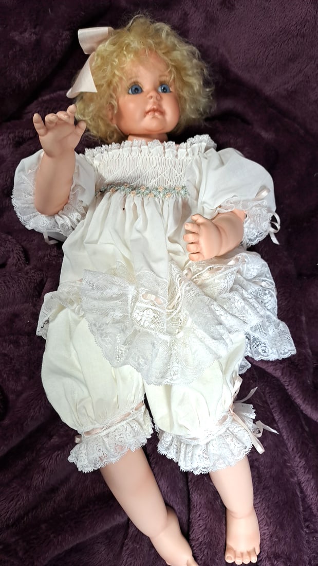 Signed Porcelain Blonde Blue-eyed Baby Doll With White Lace Smocked Dress And Curly Hair (1 of 7)