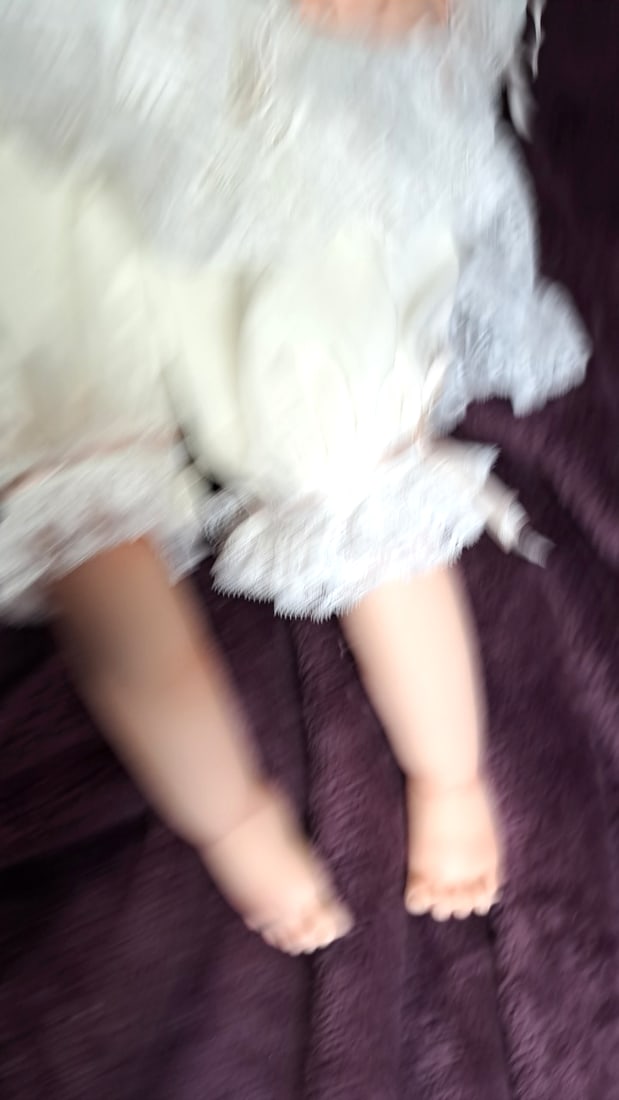 Signed Porcelain Blonde Blue-eyed Baby Doll With White Lace Smocked Dress And Curly Hair - 4