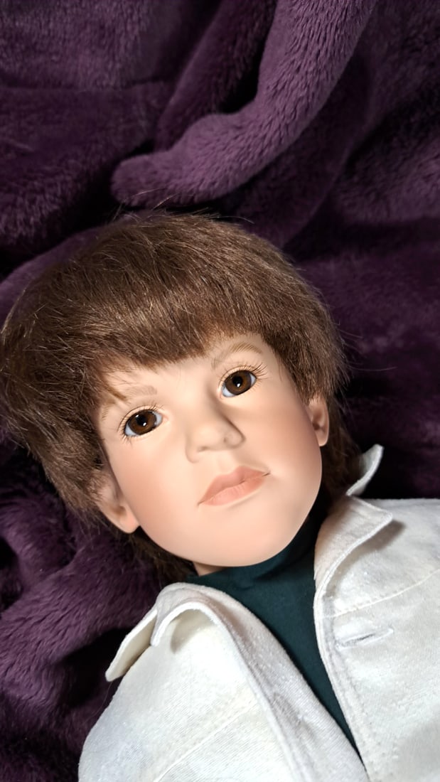 Vinyl Doll Boy Le Doll Brown Hair White Shirt Green Pants Brown Lace Shoes - 2