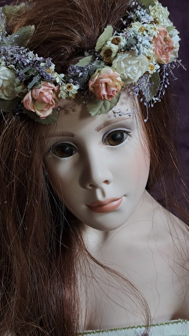 Porcelain Sitting Doll With Brushes - 3