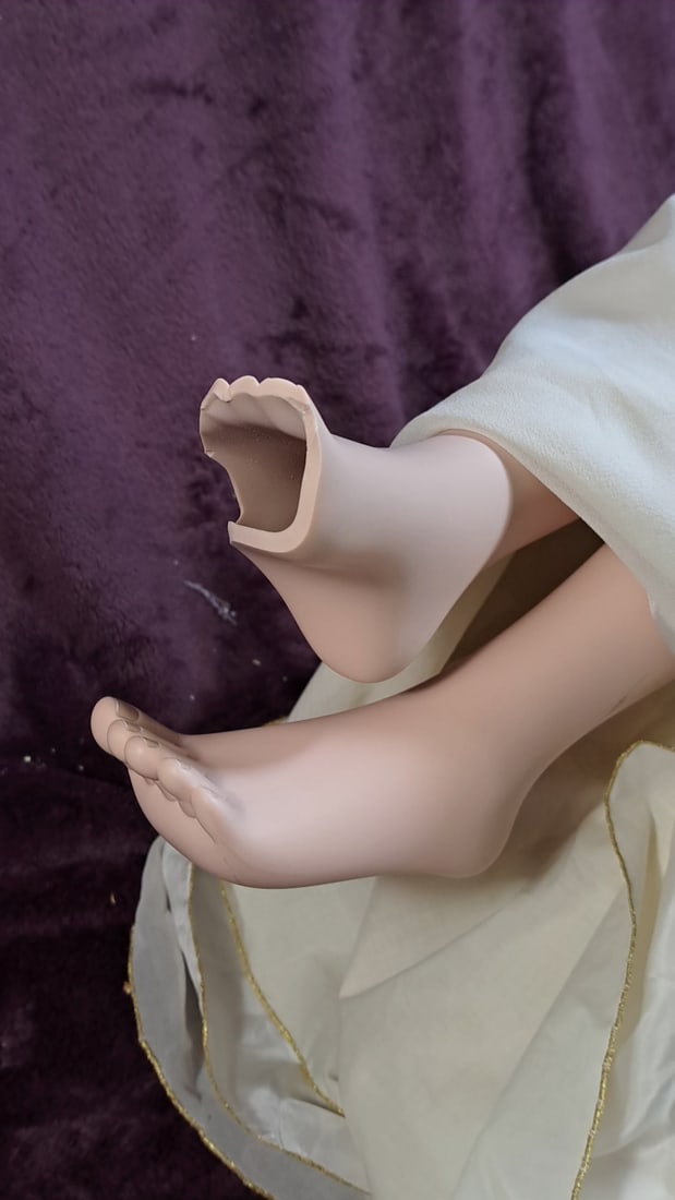Porcelain Sitting Doll With Brushes - 6