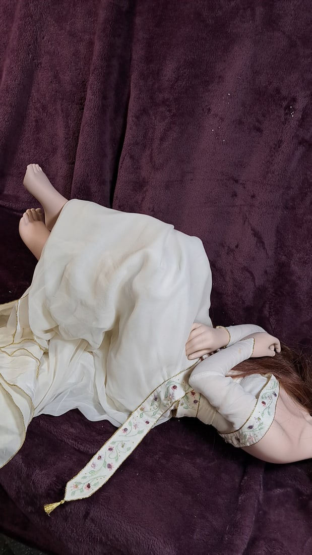 Porcelain Sitting Doll With Brushes - 9