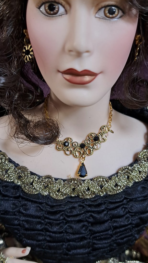Franklin Heirloom Dolls Porcelain Doll With Gold Dress - 7