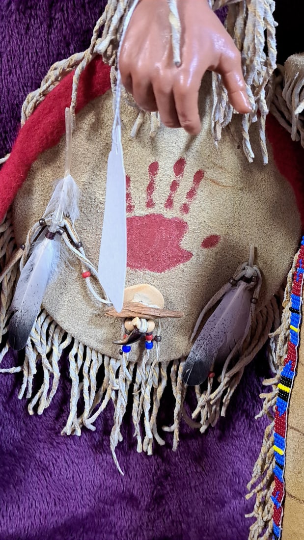 Sth Native American Doll - 9