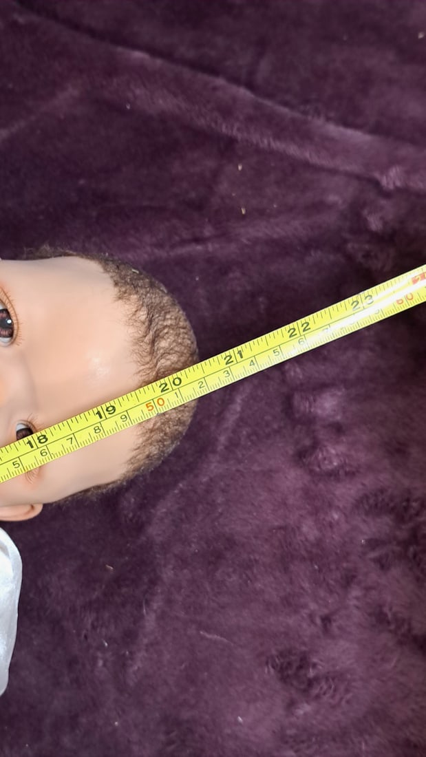 Ashton Drake Galleries - A Kiss For Jennifer Vinyl Doll With Coa - 14