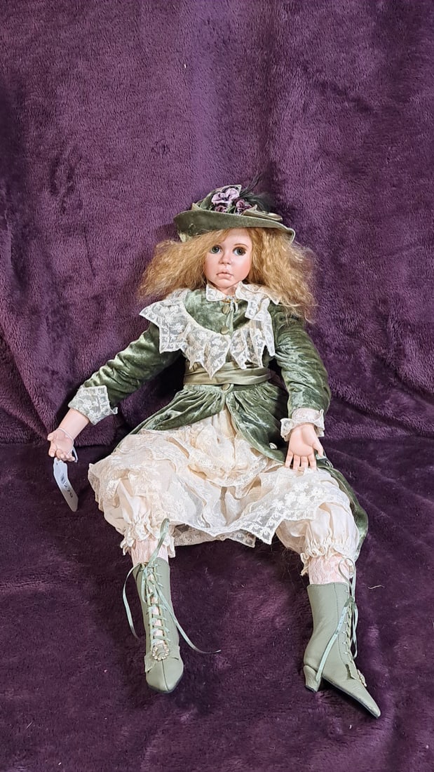 Joyce Nichoson Raven Porcelain Doll 1999 With Hat (1 of 14)