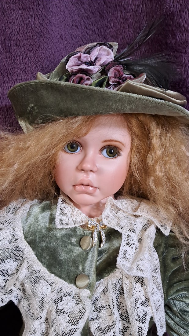 Joyce Nichoson Raven Porcelain Doll 1999 With Hat - 2