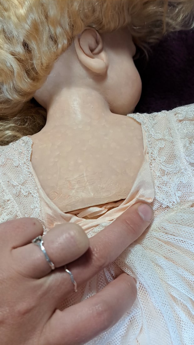 24 In Porcelain & Cloth Doll Blonde Curly Hair Straw Hat Pink Lace Dress Flower Basket - 10