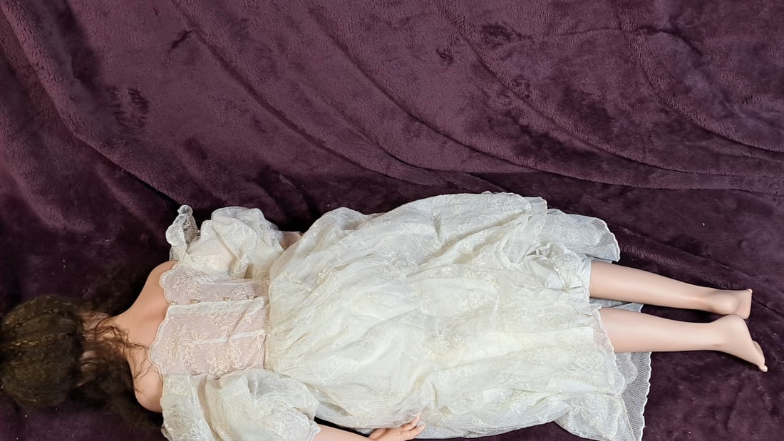 Karen Alderson Adadca Porcelain Doll - 8