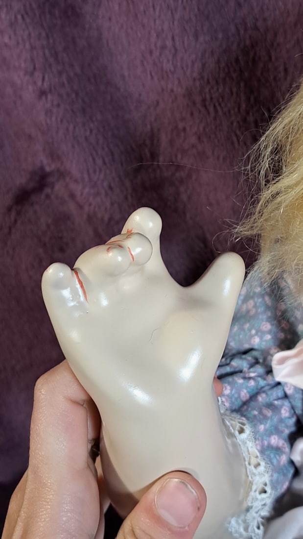 Colleen Pillips Doll - 4