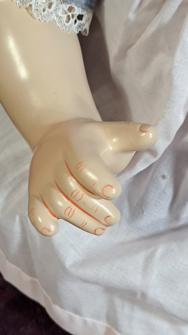 Colleen Pillips Doll - 5