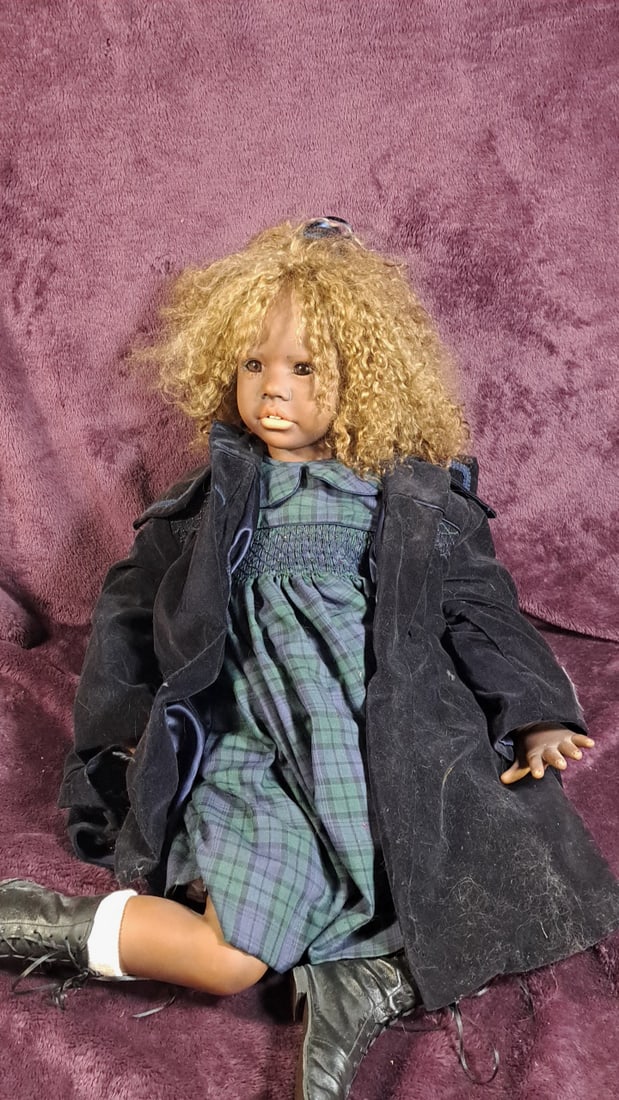 Joyce Nicholson Margot Porcelain Doll No. 8 Of 20 Pauline Middleton Doll 1999 - 7