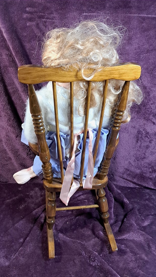 Jan M Gear Primrose Doll 1992 No. 87 Of 100 With Rocking Chair - 8