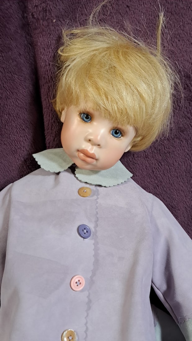 Krey Baby 2001 Wax On Porcelain Doll By Susan Krey - No. 7 Of 12: Please read descriptions and examine pictures carefully. Take into account shipping when bidding. Broken foot 30x25x15 15lbs Height: 25 Width: 15 Low Estimate: 50.00 High Estimate: 350.00