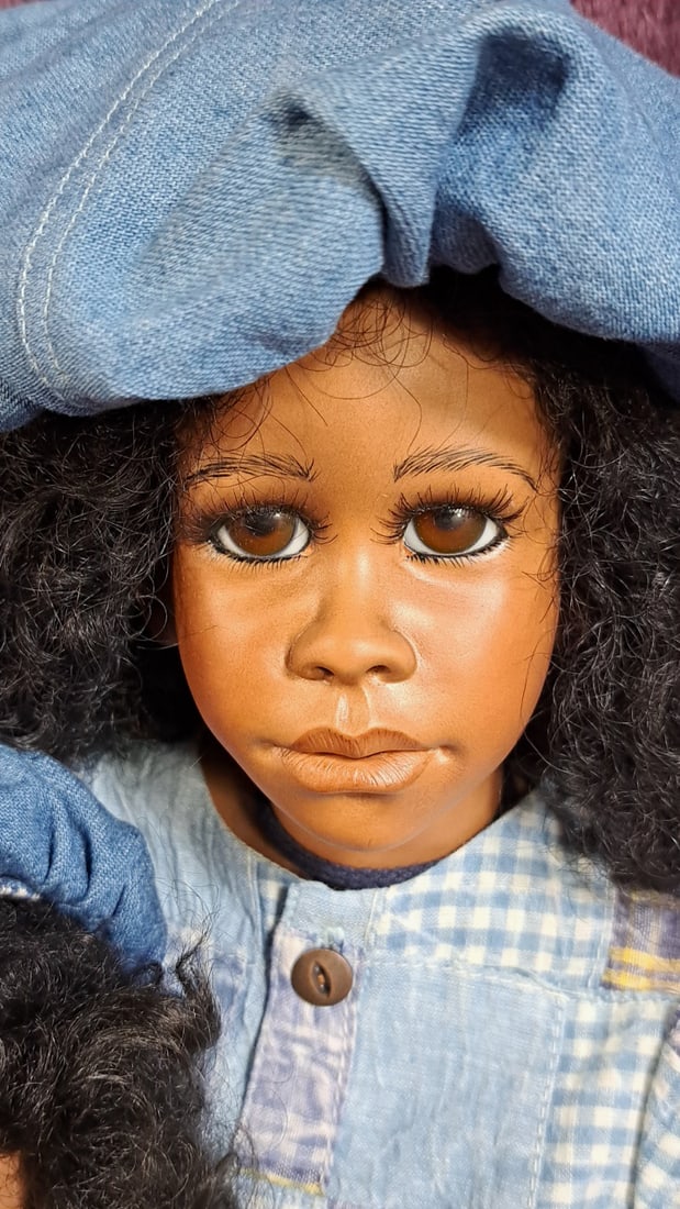 Reucite Hoke Porcelain Doll With Baby - 2