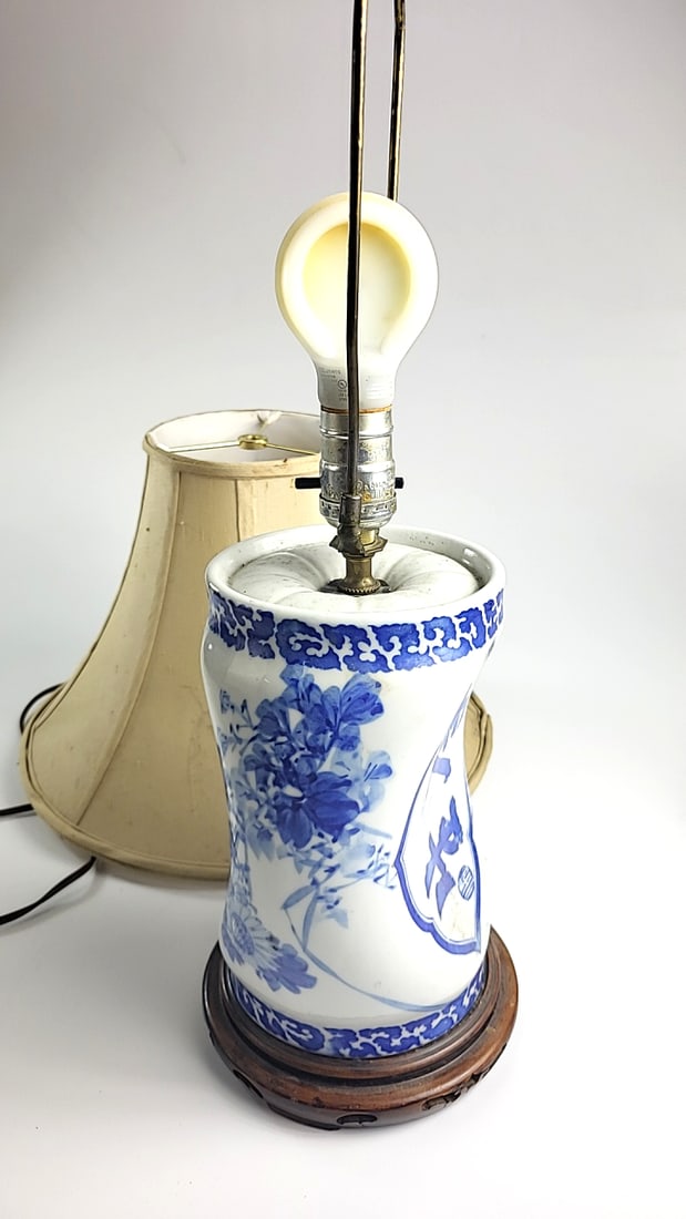 Geisha Pillow blue-white porcelain vase table lamp, floral & calligraphy, wood base - 2
