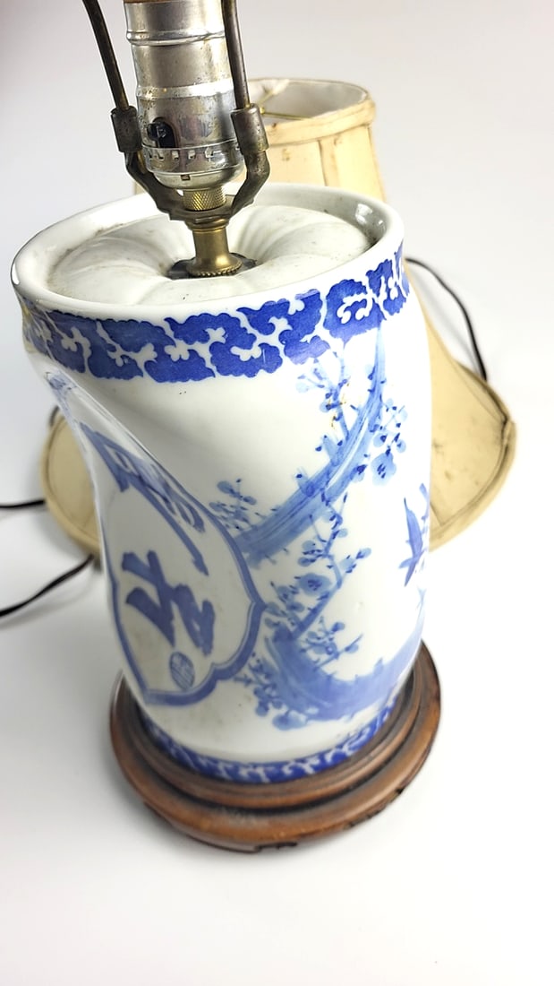 Geisha Pillow blue-white porcelain vase table lamp, floral & calligraphy, wood base - 4
