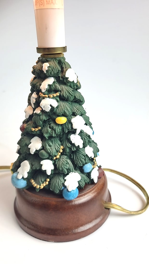 Vintage Ceramic Christmas Tree Accent Mini Table Lamp On Wood Base with Red Clip-On Shade - 5