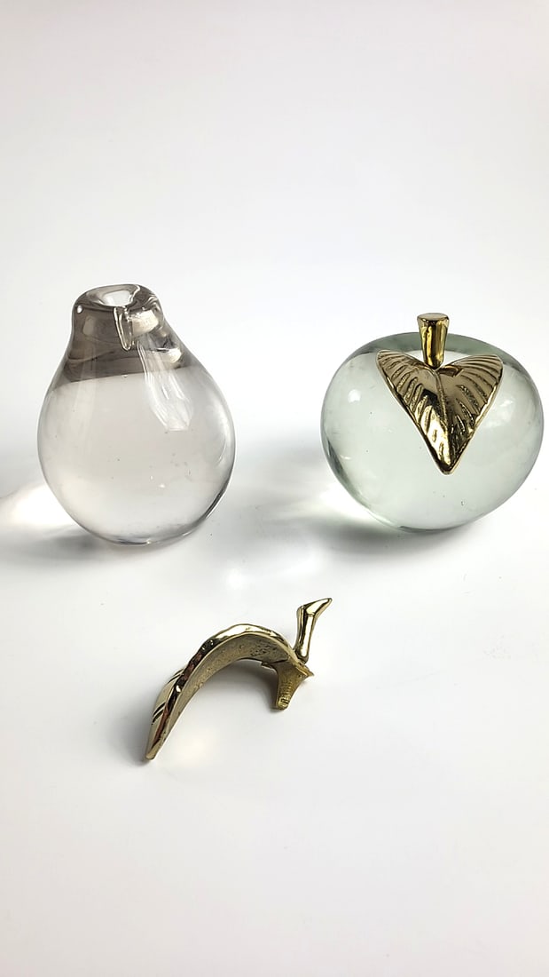 Set of 2 Clear/Smoky Glass Apple & Pear Paperweights with Brass Leaf Stems - 4