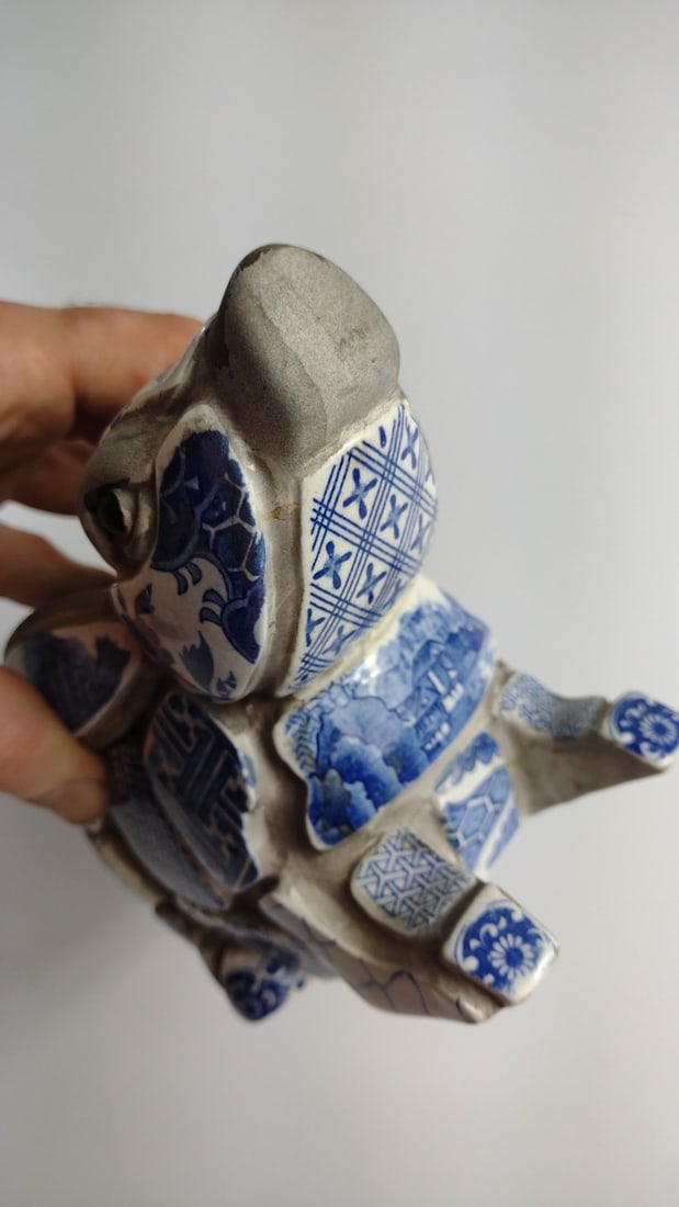 Nancy Lopez 1980 Blue & White Ceramic Rabbit Sculpture Figurine - 3