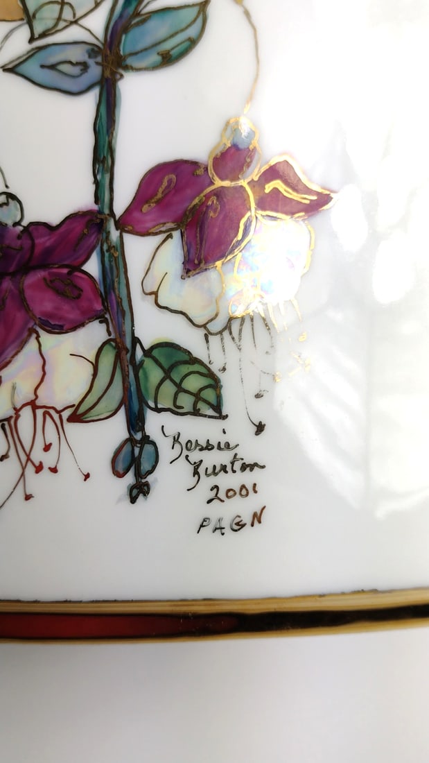 Hand Painted Porcelain Floral Rectangular Vase by Bessie Burton, Gold Trim, 2001 - 2
