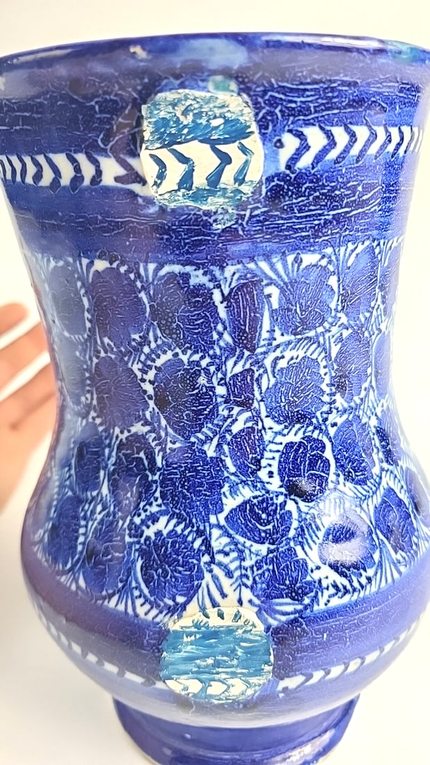 Vintage Blue White Glazed Ceramic Footed Vase with Geometric Floral Pattern - 4