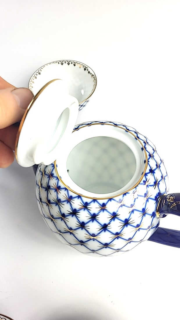 Lomonosov Cobalt Net Porcelain Teapot and 6 Cups Blue White Gold Trim - 7