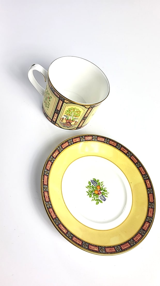 Royal Worcester Versailles Fine Bone China Cup & Saucer, Yellow Border - 2