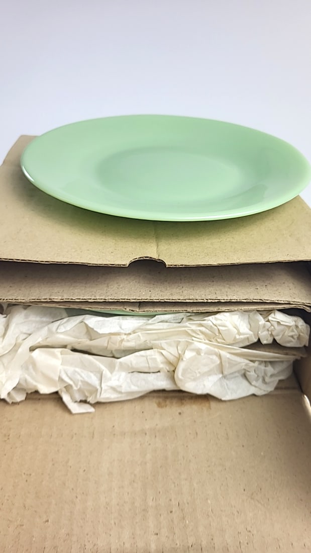Gibson Jadeite 8.5 Green Dessert Plate Set of 4 - 5