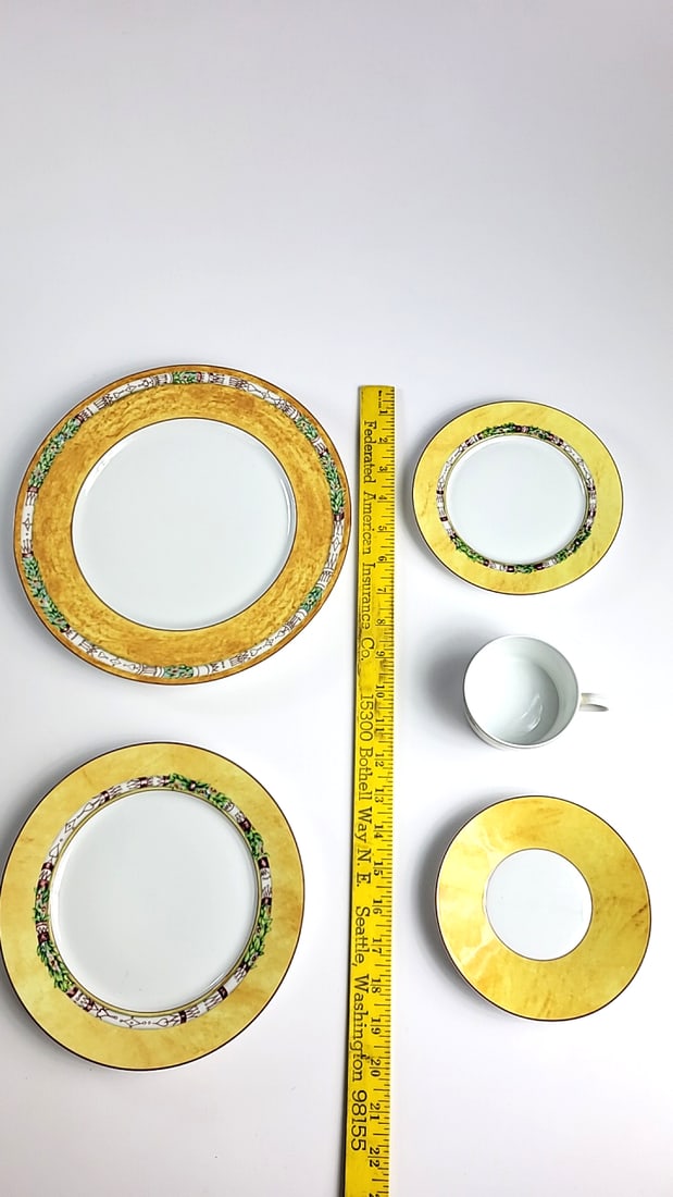 Jean Louis Coquet Limoges Empire Terre de Sienne Gold Porcelain 5-Piece Place Setting - 3