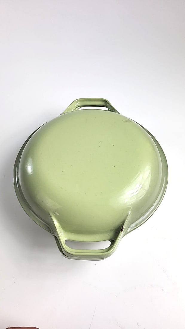 Club Colorcast Waterford Ireland Green Enamel Cast Iron Lidded Casserole Dish - 8