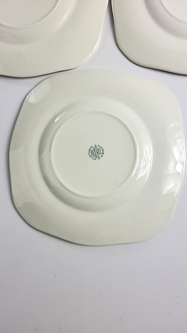 Set of 5 Wedgwood Embossed Queen's Ware Plates, Green Grapevine Border, 8 in - 8