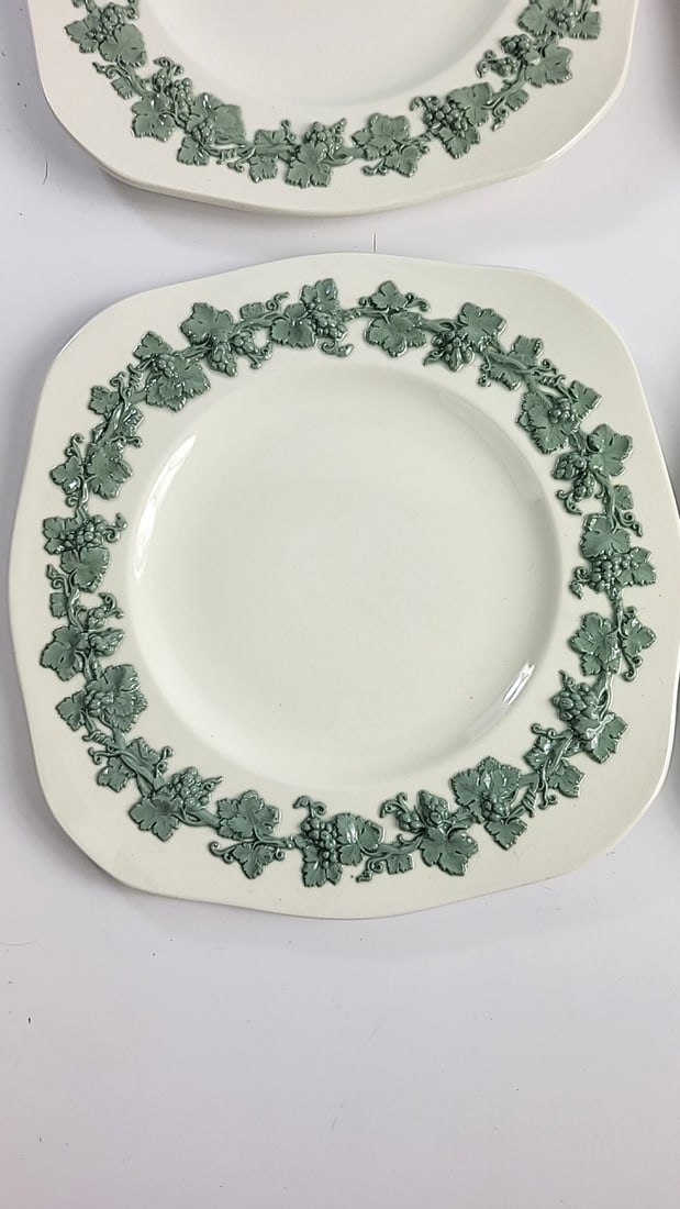 Wedgwood Embossed Queen's Ware Green Grape Vine Square Plates Set of 4 - 4