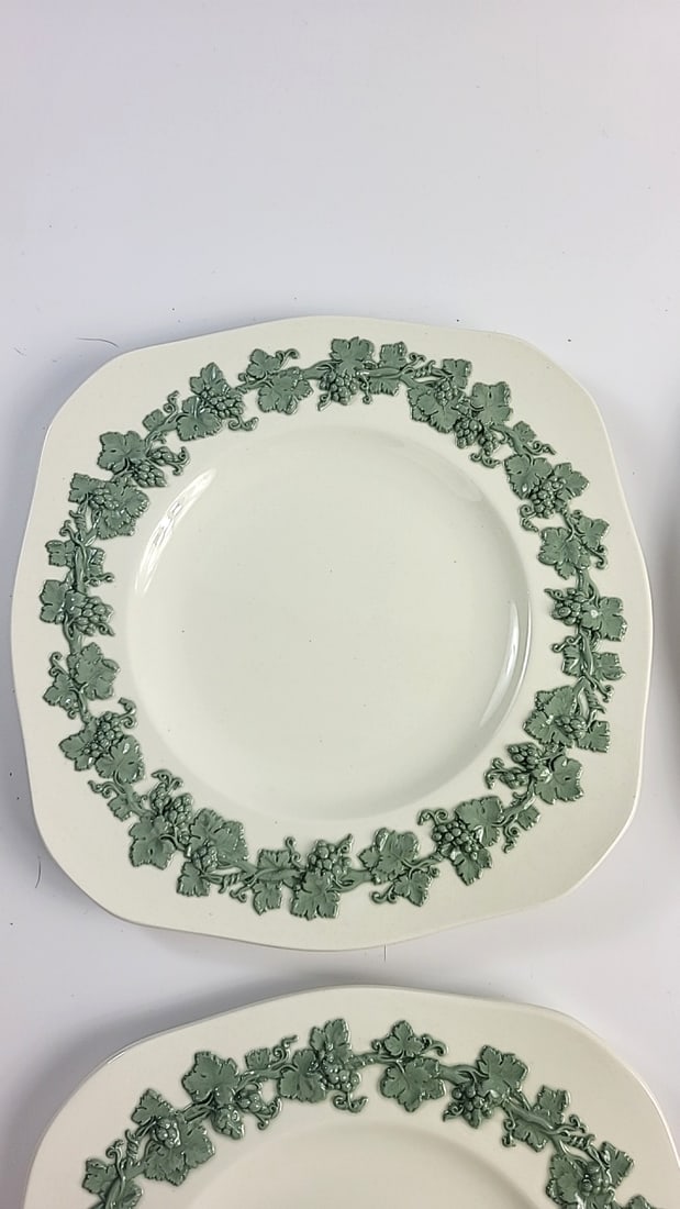 Wedgwood Embossed Queen's Ware Green Grape Vine Square Plates Set of 4 - 5