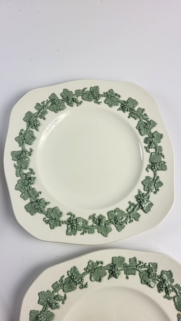 Wedgwood Embossed Queen's Ware Green Grape Vine Square Plates Set of 4 - 6