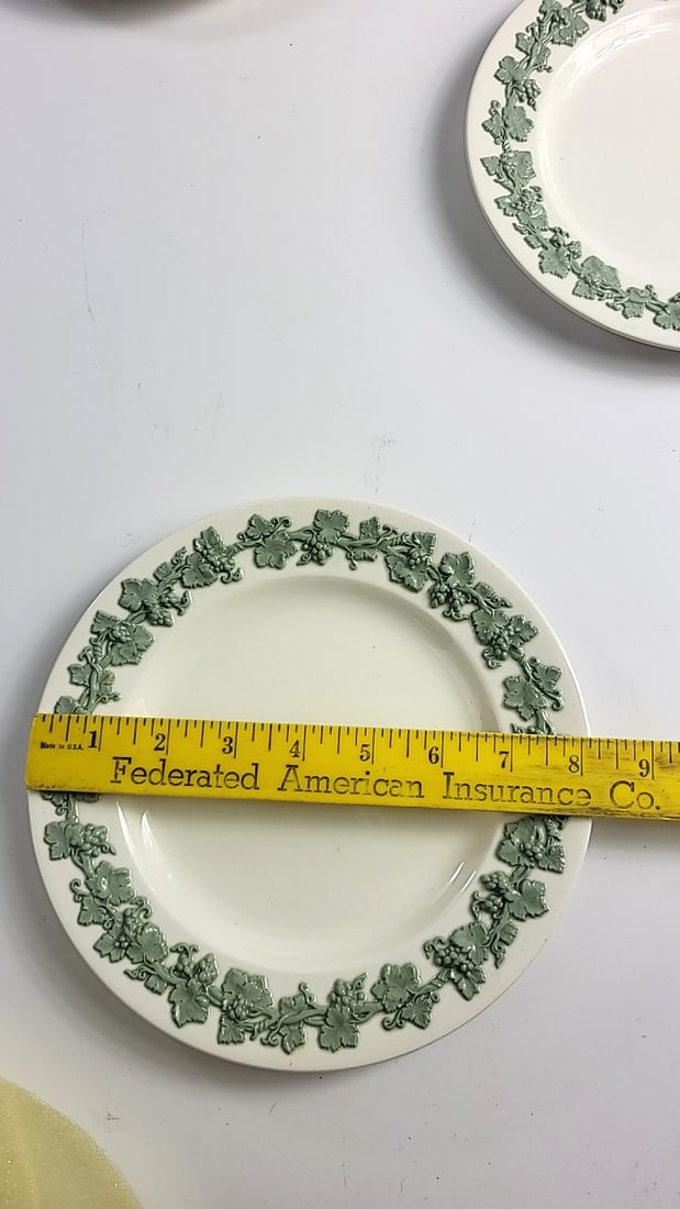 Set of 4 Wedgwood Embossed Queens Ware Green Grape Vine Plates 8.5 in - 3