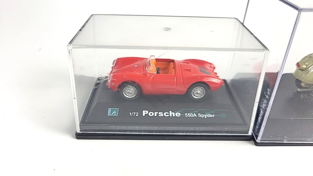 Diecast Model Lot: 1/72 Porsche 550A Spyder, Vespa 125 6 Giorni, Smart Fortwo Coupe - 2
