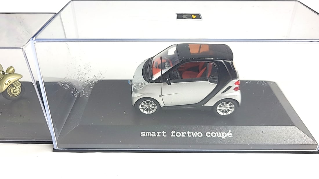 Diecast Model Lot: 1/72 Porsche 550A Spyder, Vespa 125 6 Giorni, Smart Fortwo Coupe - 4