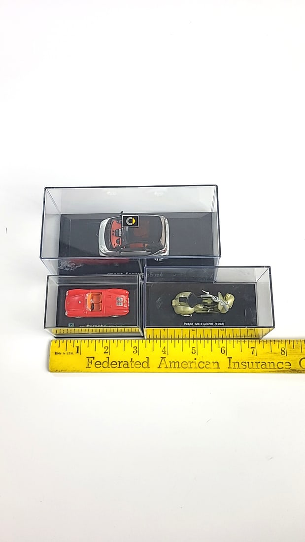 Diecast Model Lot: 1/72 Porsche 550A Spyder, Vespa 125 6 Giorni, Smart Fortwo Coupe - 5